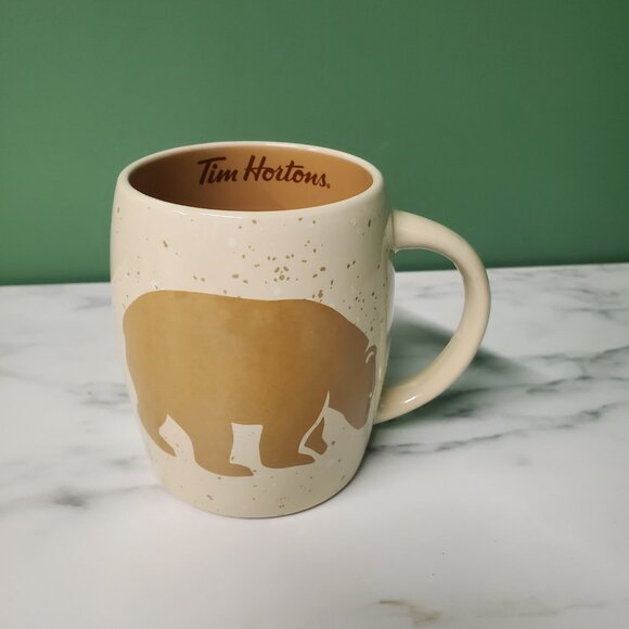 Mug - Tim Hortons 2016 Limited Edition Bear - Picture 3 of 4
